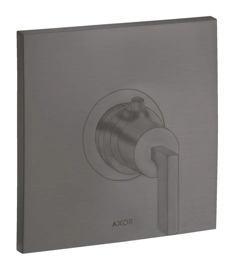 Thermostat mit Hebelgriff in gebürstetem Schwarzchrom, montiert auf quadratischer Wandplatte. Produkt von AXOR.